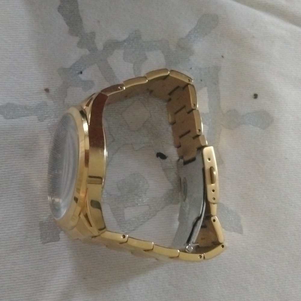 GUESS WATCH - Picture 4 of 5